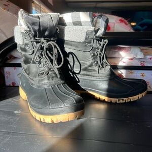 Piper Black and White Plaid Duck Boot Interior Label Detail